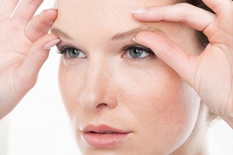 Top 8 most effective ways to massage your eyes to reduce eye puffiness and relieve fatigue