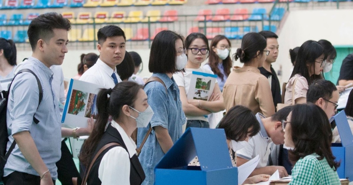  Kiến nghị bỏ tiêu chí về tỷ lệ thôi học vì lo trường ĐH sẽ chạy theo thành tích 