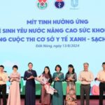 Mít tinh hưởng ứng Ngày Vệ sinh yêu nước nâng cao sức khỏe nhân dân, phát động cuộc thi Cơ sở y tế Xanh - Sạch - Đẹp lần thứ I