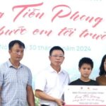 Phát động chương trình “Cùng Tiền Phong nâng bước em tới trường”