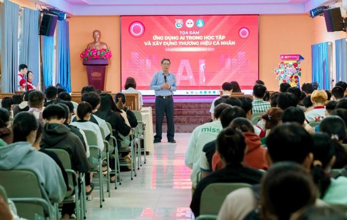 Sinh viên trường Đại học MIT được tiếp xúc với AI ngay từ ngày đầu tiên bước chân vào trường.