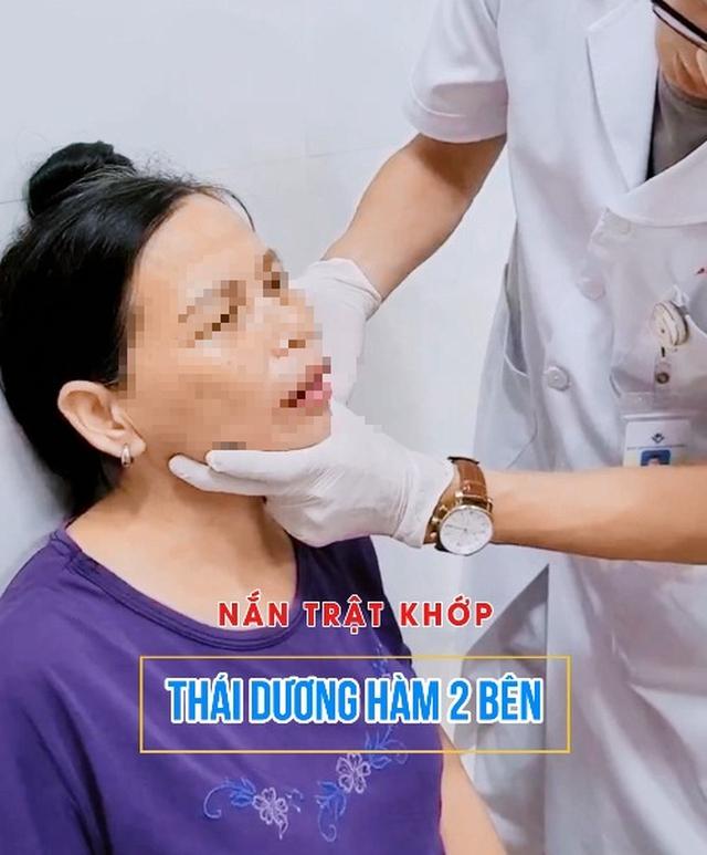 Một phụ nữ 56 tuổi ở Tuyên Quang bị trật khớp thái dương hàm chỉ vì... ngáp - Ảnh 2.