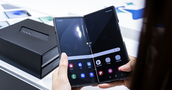 Cuối cùng Samsung đã khắc phục được vấn đề mà người dùng Galaxy Z Fold than phiền bấy lâu nay