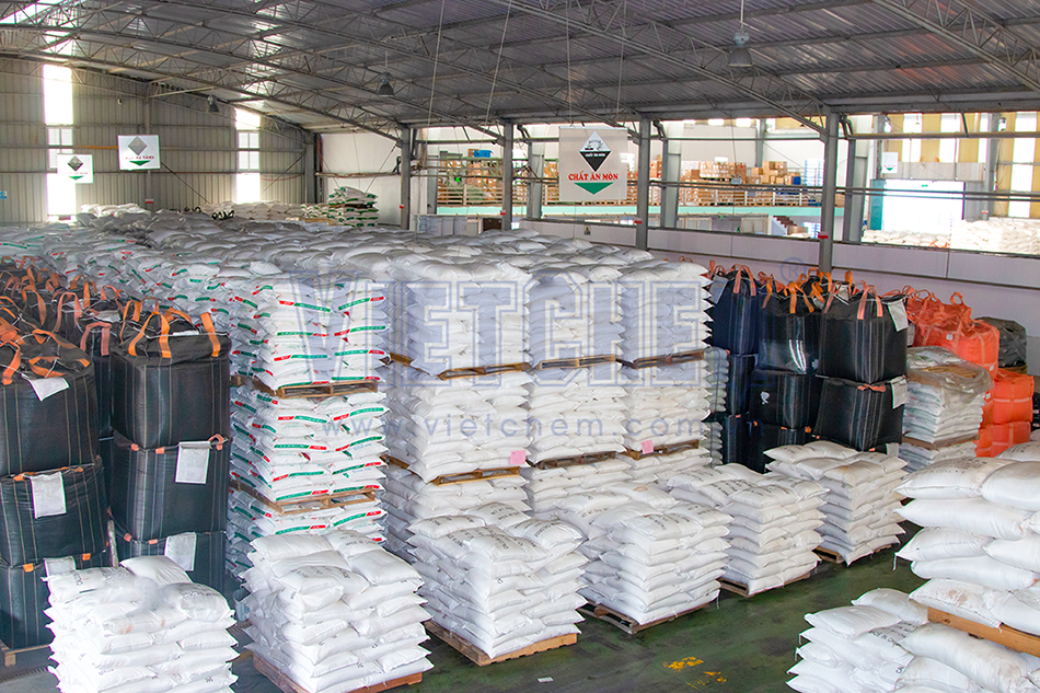 VietChem hiện là nhà cung cấp hóa chất công nghiệp hàng đầu tại Việt Nam