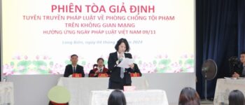 Ngành Giáo dục hưởng ứng Ngày Pháp luật Việt Nam