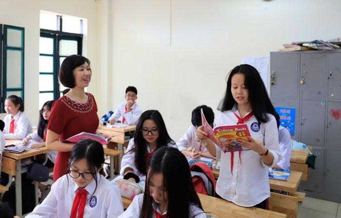 school-learning-English-o-thcs-chu-van-an.jpg