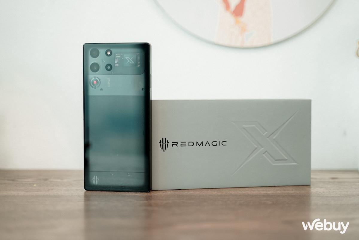 Trải nghiệm sớm REDMAGIC 10 Pro: Snadragon 8 Elite, quạt tản nhiệt 