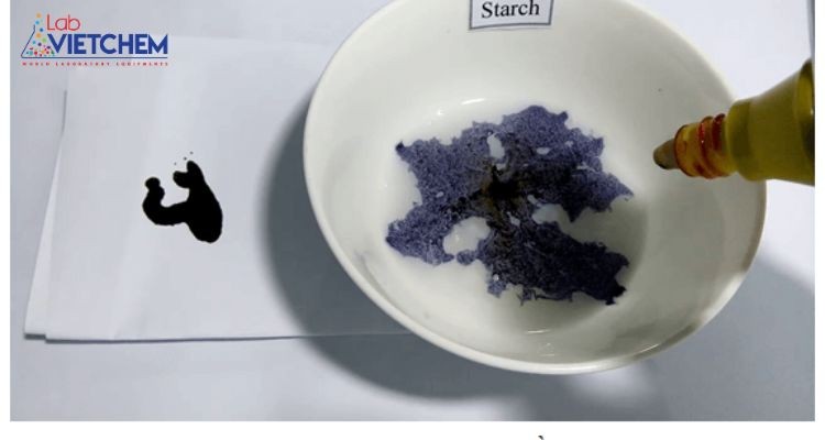 Bột tinh bột chuyển sang màu xanh khi thêm iốt