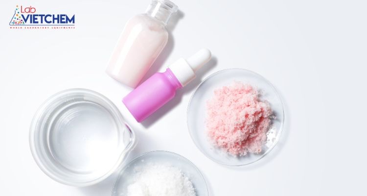 Rượu cetyl được dùng trong mỹ phẩm