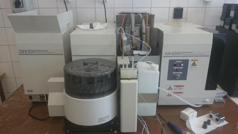 Bố trí hệ thống quang phổ hấp thụ nguyên tử