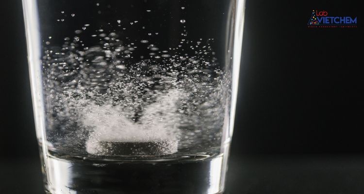 Axit tartaric có trong viên sủi