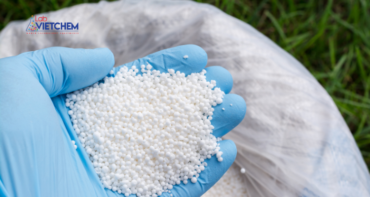 Amoni sunfat được sử dụng làm phân bón