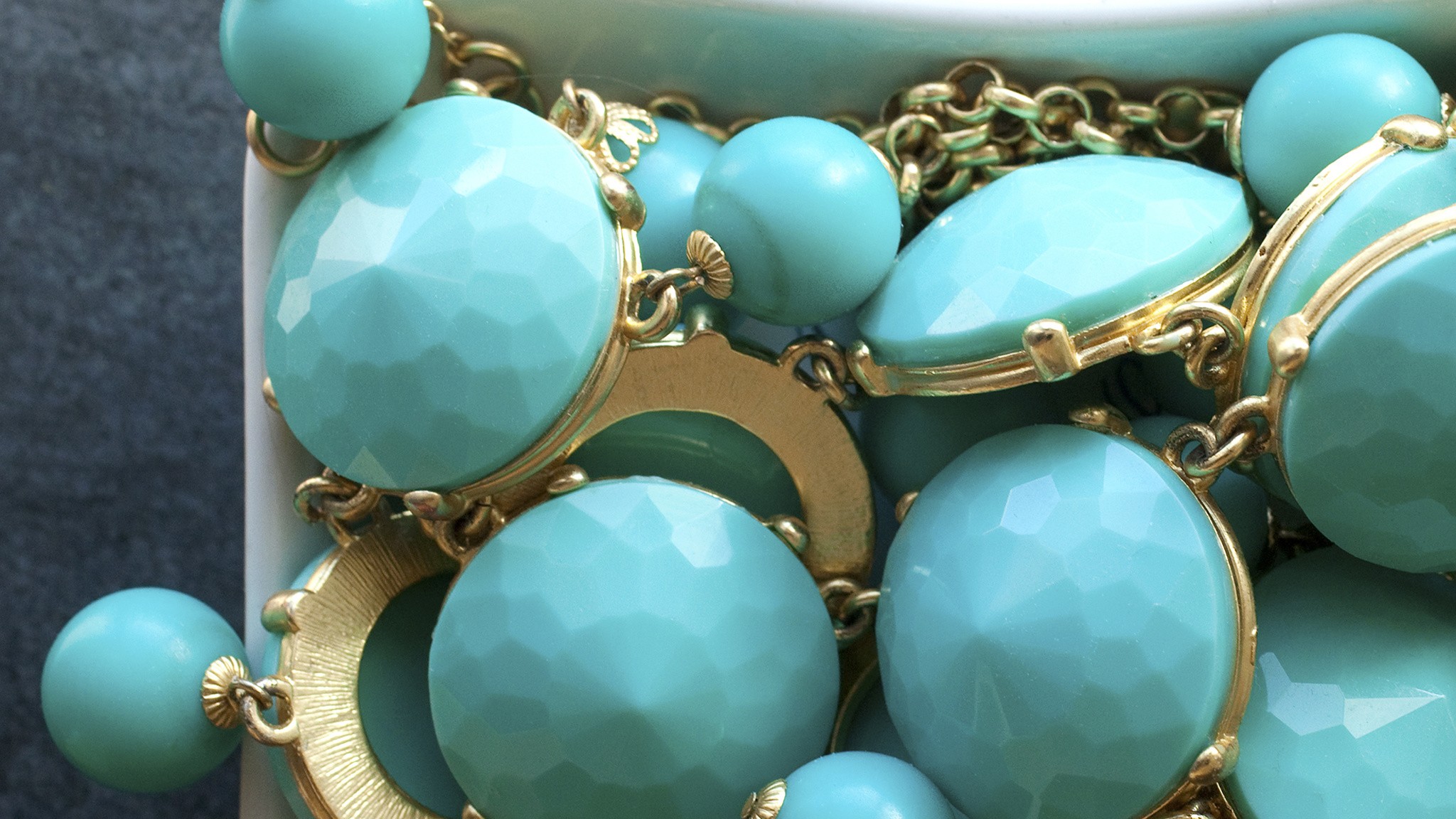 Tác dụng của ngọc lam đối với cuộc sống