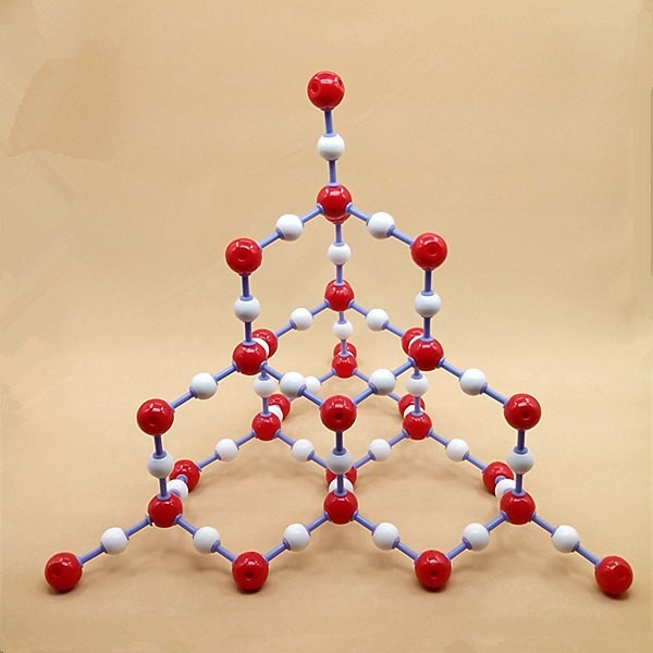 Cấu trúc tinh thể SiO2