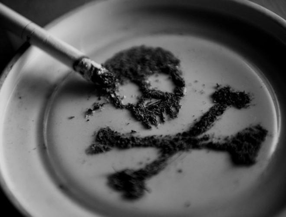 Nhựa đường tạo ra từ thuốc lá rất nguy hiểm