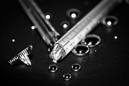 Làm gì khi nhiệt kế thủy ngân bị vỡ