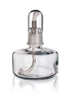 Thùng đựng rượu được làm bằng thủy tinh