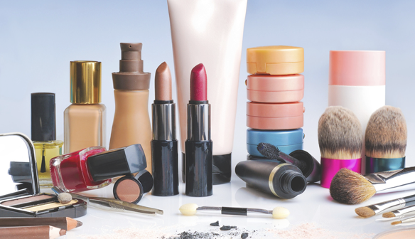 Nhiều mỹ phẩm chứa chì