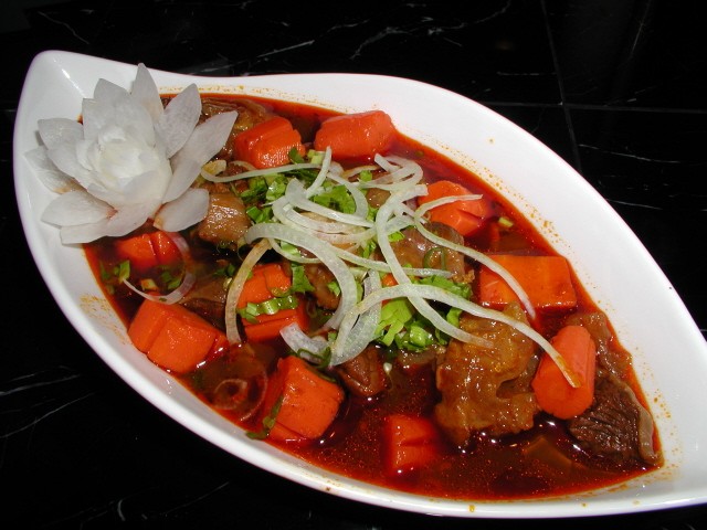 Ăn thực phẩm chứa rhodamine B rất dễ gây ung thư