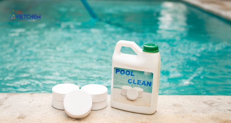 Clo được sử dụng để khử trùng nước bể bơi