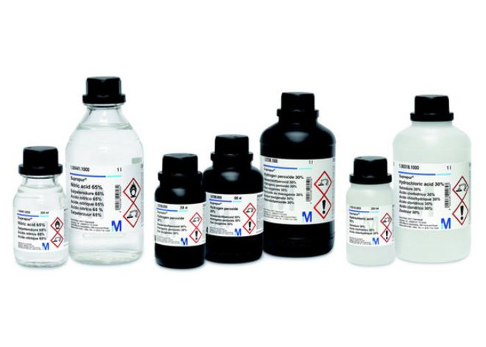 Hóa chất tiêu chuẩn phòng thí nghiệm dùng để xác định thành phần, tính chất của vật liệu