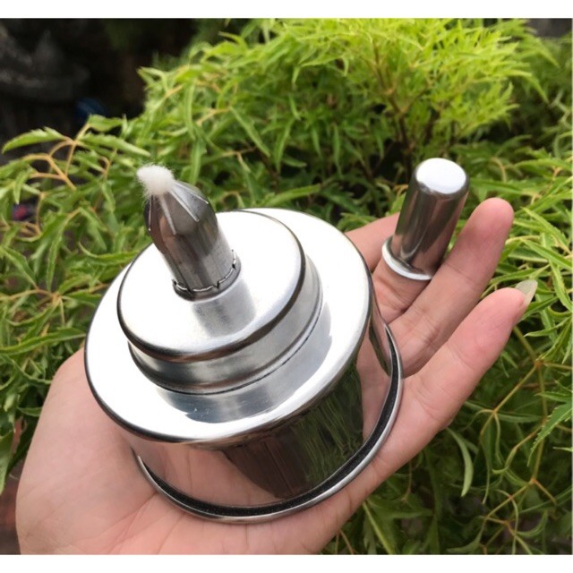 Đèn cồn inox được làm bằng thép không gỉ