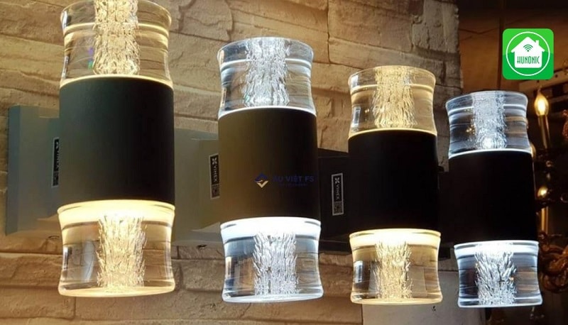 Đèn treo tường cấu tạo từ chất liệu cao cấp, sản xuất trên dây chuyền công nghệ hiện đại