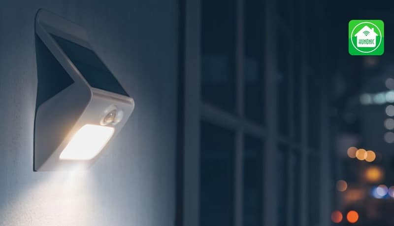 Đèn treo tường LED có thời gian sử dụng lâu dài, tiết kiệm điện