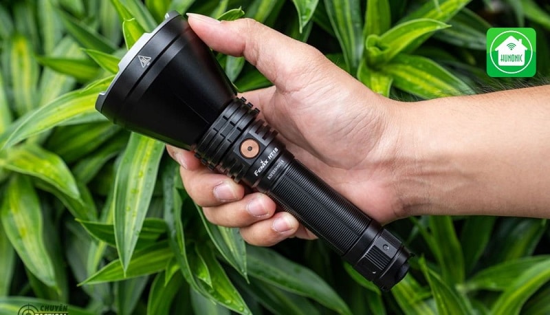 Sử dụng thiết bị đèn điện đúng cách để tiết kiệm lượng Lumen tiêu thụ