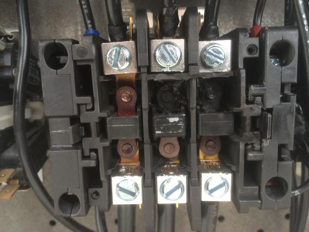 chạy contactor