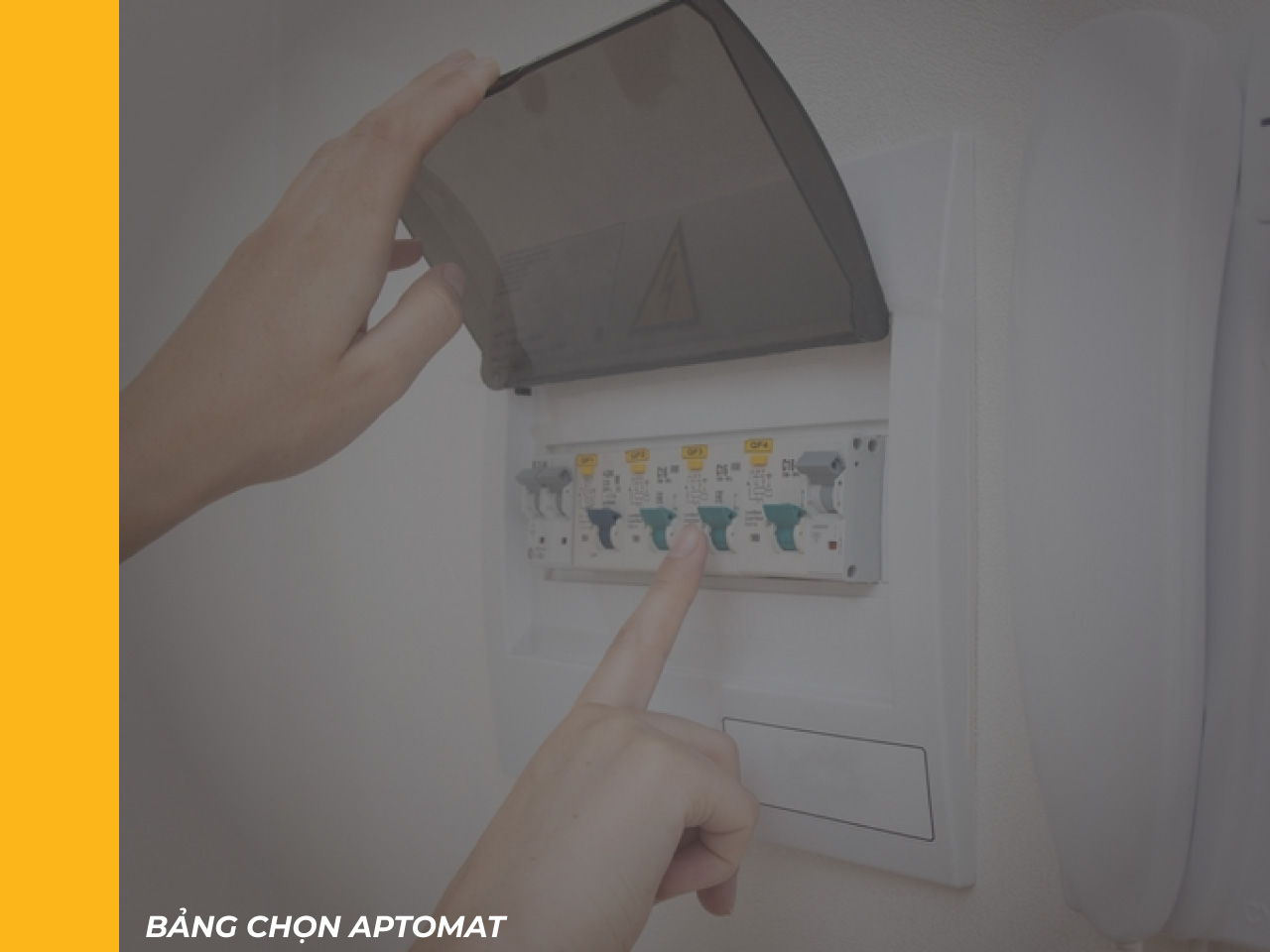 Chọn biểu ngữ aptomat