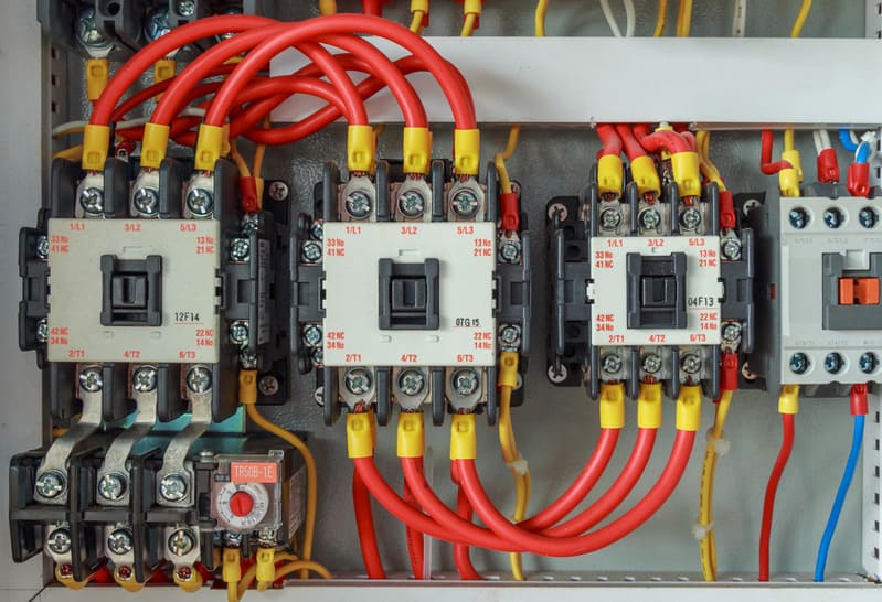 mach-khoi-dong-sao-tam-giác-la-gi