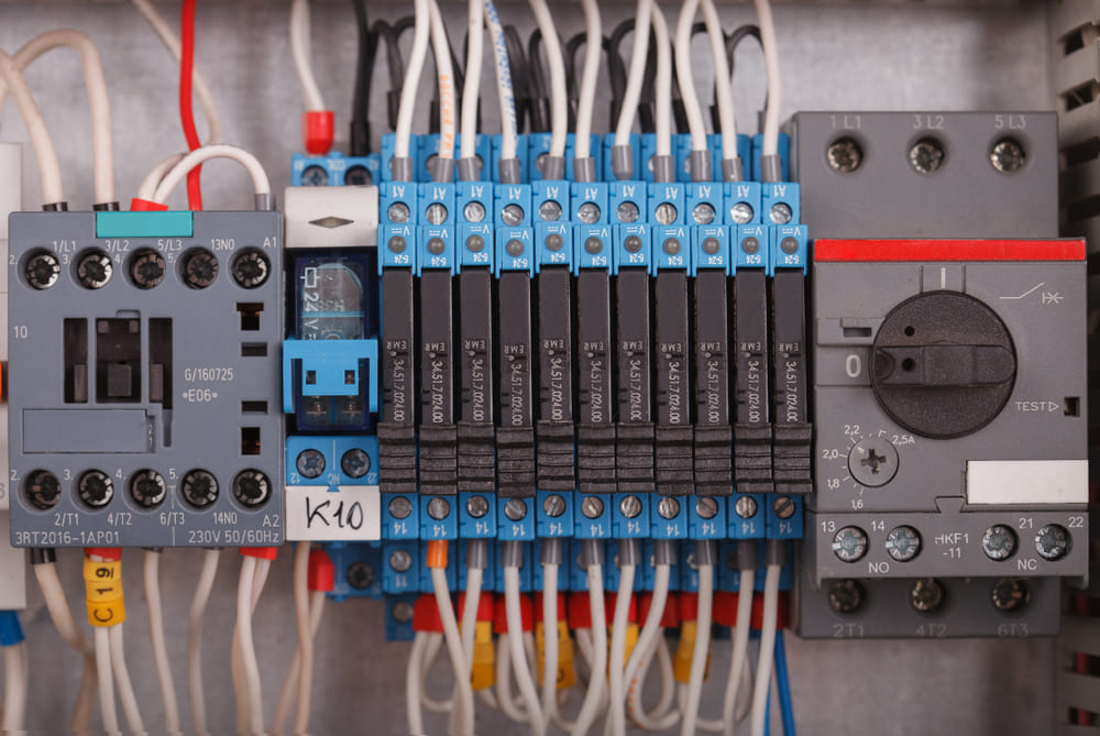 Tìm hiểu về MPCB - Cầu dao bảo vệ động cơ mpcb là gì?