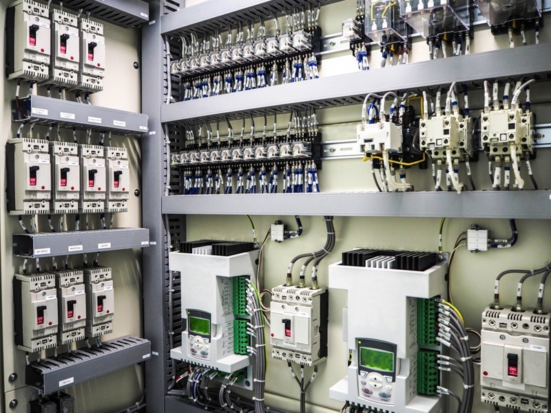 ứng dụng elcb trên điện thoại di động