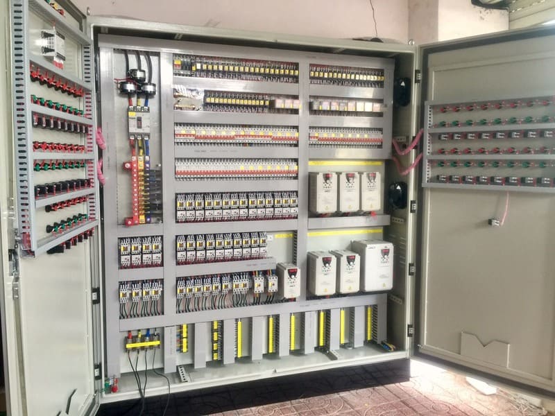 từ xu hướng tách nước của Thái Lan