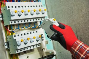 Những điểm khác biệt giữa RCCB và RCBO