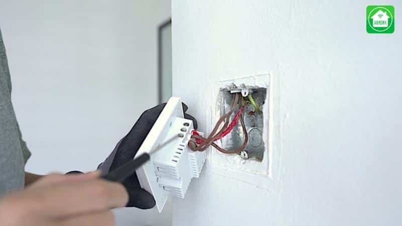 Kinh nghiệm lựa chọn công tắc điện phù hợp