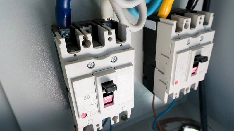 aptomat công nghiệp