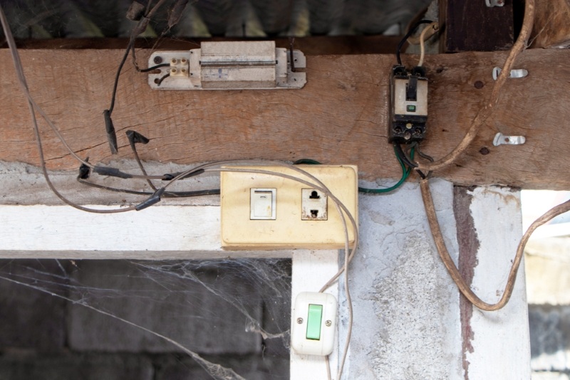 Cầu dao chống giật là gì? Phân loại, cấu tạo và ứng dụng cầu dao chống giật