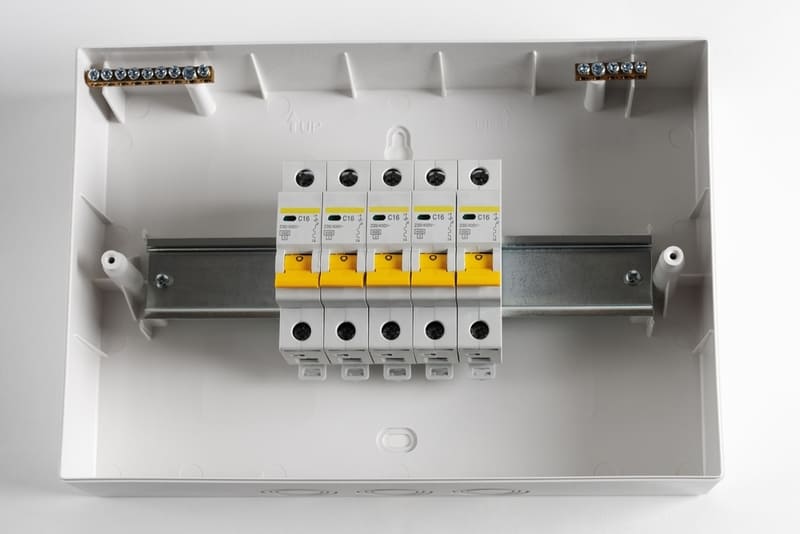 din đường sắt là gì?