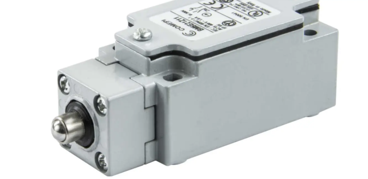 cong tac hanh trinh pit tong