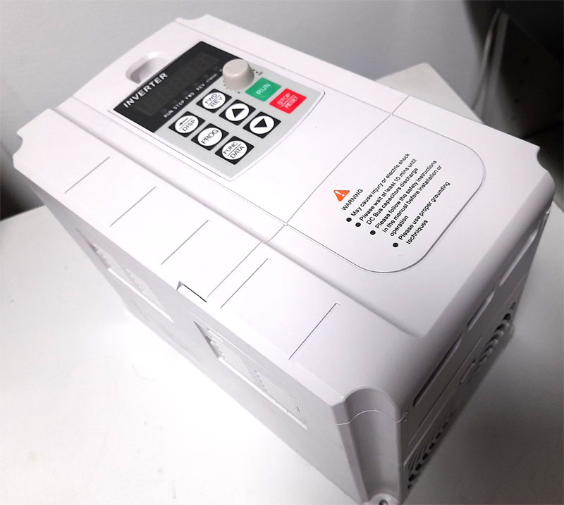 Chất cách điện 3 pha là gì?