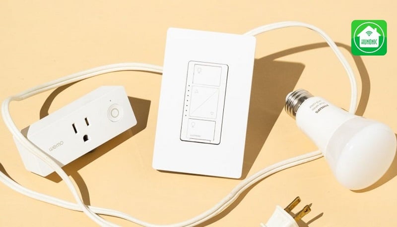 Công tắc đảo chiều hay còn được biết đến với nhiều tên gọi khác nhau như công tắc 2 chiều