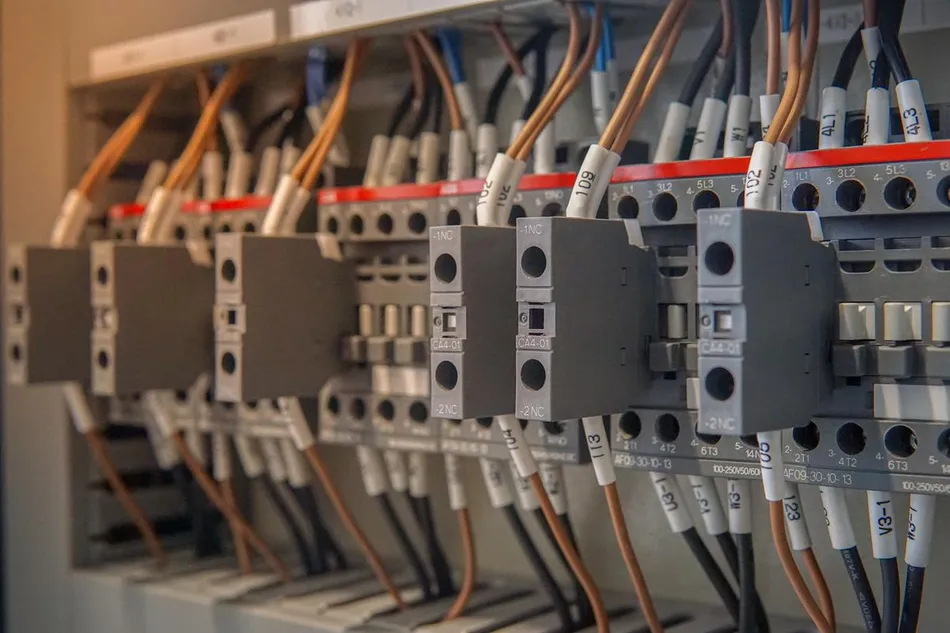 Thiết lập khởi động contactor từ 6