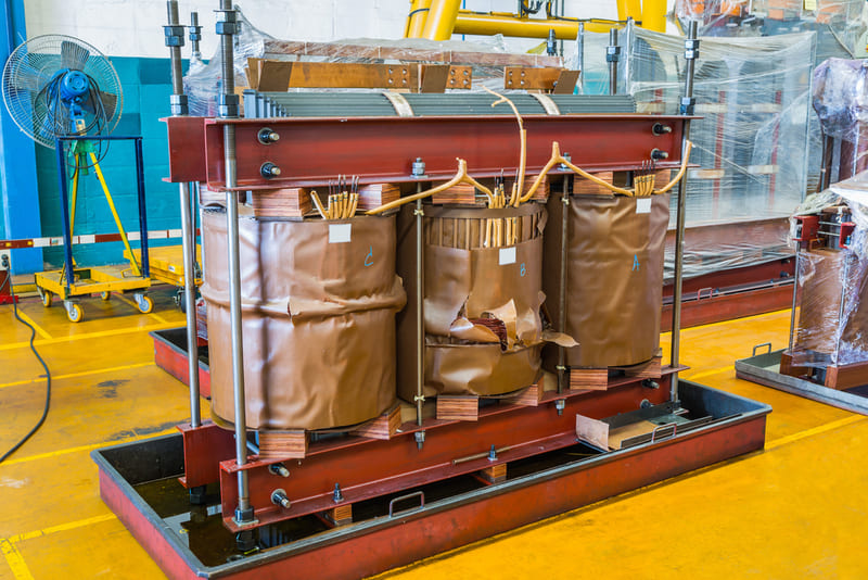 máy biến áp 3 pha 3