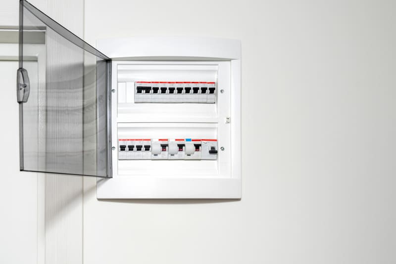 Nguồn điện là gì?