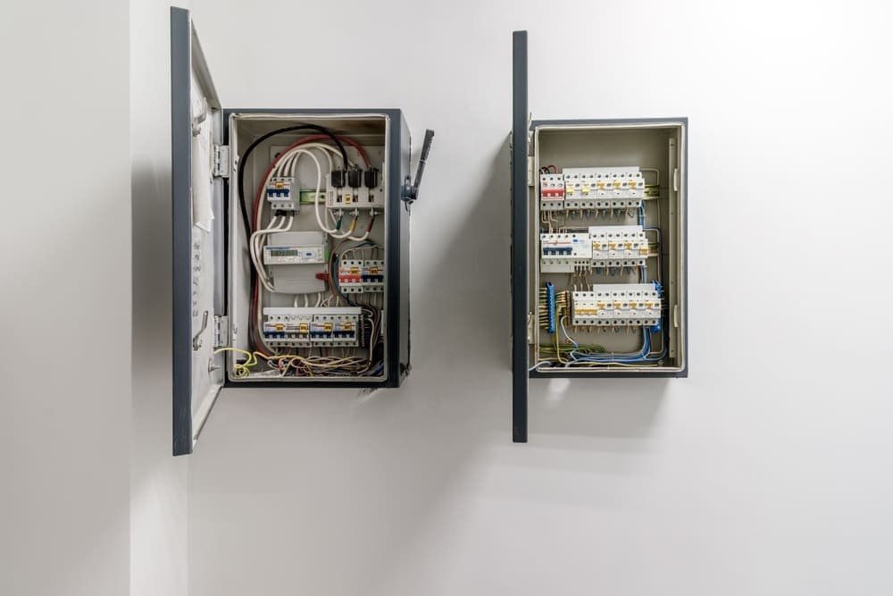 từ cơ sở dữ liệu